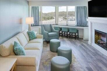 Sea Crest Beach Resort