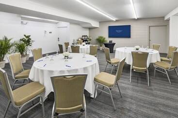Sea Crest Beach Resort