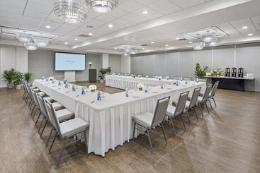 Sea Crest Beach Resort