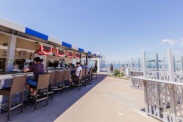 Sea Crest Beach Resort