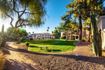 Scottsdale Camelback Resort