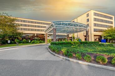 Armon Hotel & Conference Center Stamford Ct