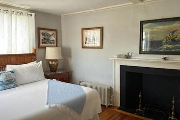 Hotel Cliff Lodge