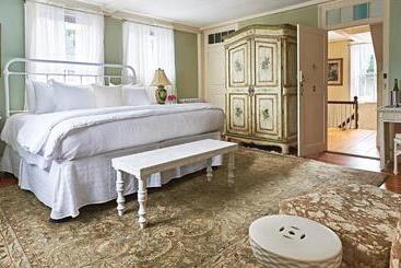 Hotel Cliff Lodge
