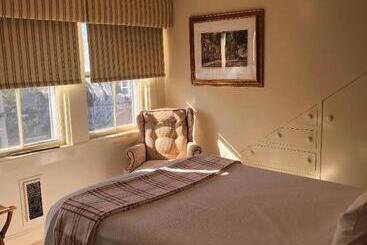 Hotel Cliff Lodge