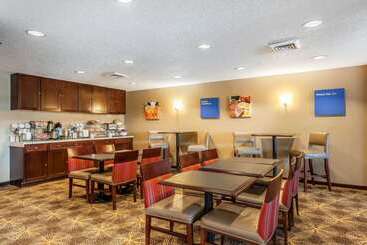 هتل Comfort Inn  Hall Of Fame