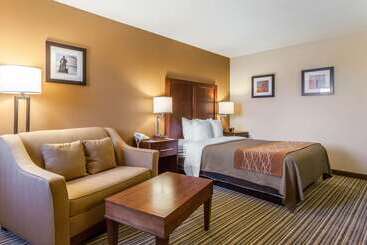 هتل Comfort Inn  Hall Of Fame