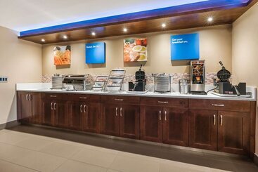 هتل Comfort Inn & Suites Vancouver Downtown City Center