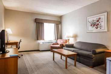 هتل Comfort Inn