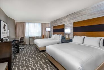هتل Doubletree By Hilton Denver Aurora