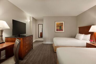 هتل Doubletree By Hilton Minneapolis Park Place