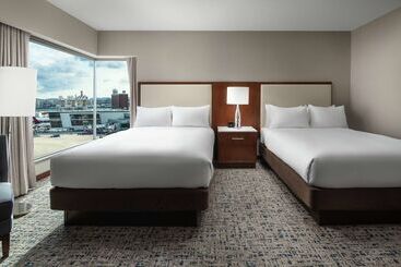 هتل Hilton Boston Logan Airport