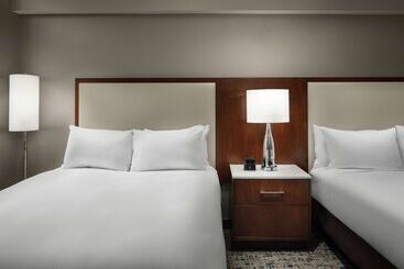 هتل Hilton Boston Logan Airport