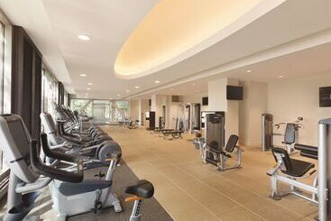 هتل Hilton Boston Logan Airport