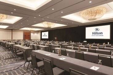 هتل Hilton Boston Logan Airport