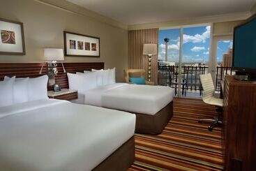 Hotel Hilton Palacio Del Rio