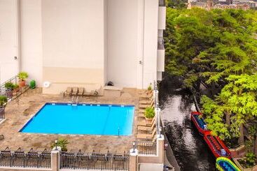 Hotel Hilton Palacio Del Rio