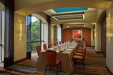 Hotel Hilton Palacio Del Rio