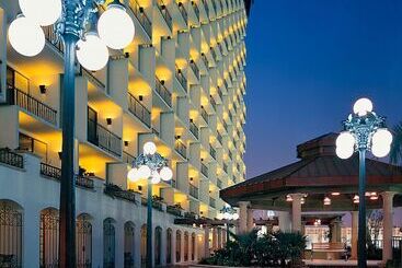 Hotel Hilton Palacio Del Rio