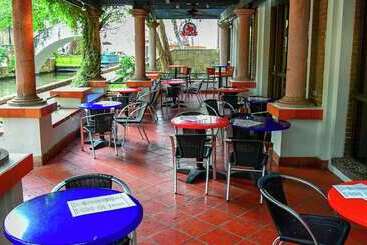 Hotel Hilton Palacio Del Rio