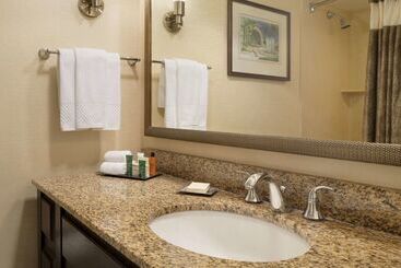 هتل Hilton St. Louis Frontenac