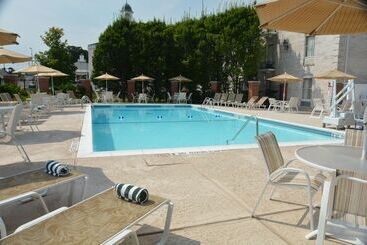 هتل Hilton St. Louis Frontenac