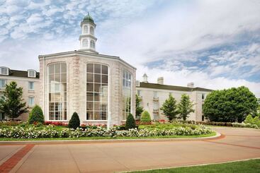 هتل Hilton St. Louis Frontenac
