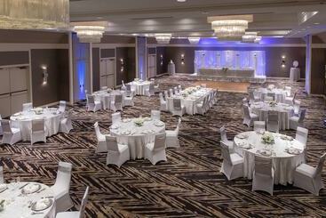 هتل Hilton Tampa Airport Westshore