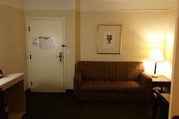 Imperial Swan Hotel And Suites Lakeland