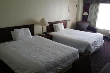 Imperial Swan Hotel And Suites Lakeland