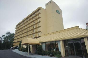 هتل La Quinta By Wyndham Stamford / New York City