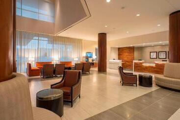 هتل Tulsa Marriott Southern Hills