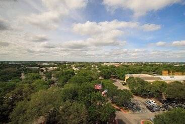 هتل Renaissance Austin