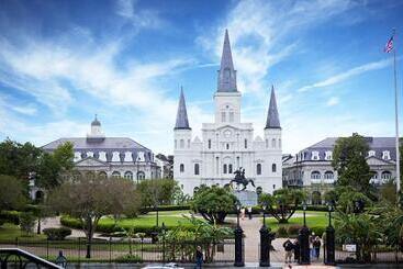 בית מלון כפרי Sheraton New Orleans