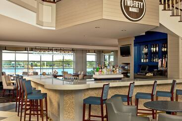 ホテル Sheraton Portsmouth Harborside