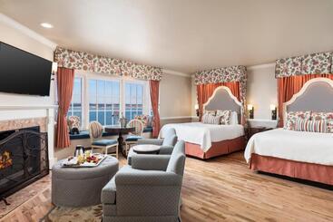 هتل Spindrift Inn