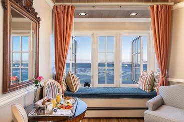 هتل Spindrift Inn