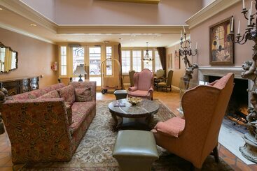 هتل Spindrift Inn