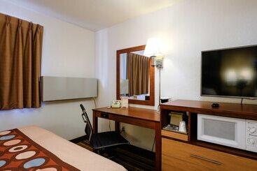هتل Super 8 By Wyndham Las Cruces/white Sands Area