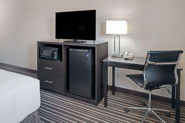 هتل Super 8 By Wyndham Omaha I 80 West