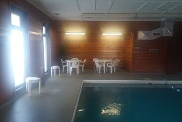 هتل Super 8 By Wyndham Watertown