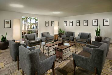 هتل Tempe Mission Palms, A Destination By Hyatt