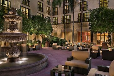 هتل Tempe Mission Palms, A Destination By Hyatt