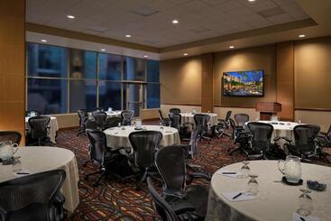 هتل Tempe Mission Palms, A Destination By Hyatt