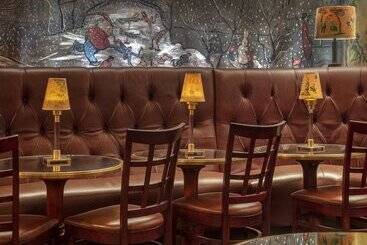 هتل The Carlyle, A Rosewood