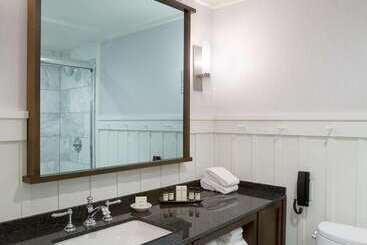 The Charles Hotel In Harvard Square