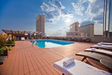 Hotel The Colonnade