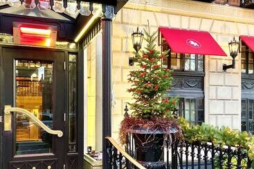 Hotel The Eliot