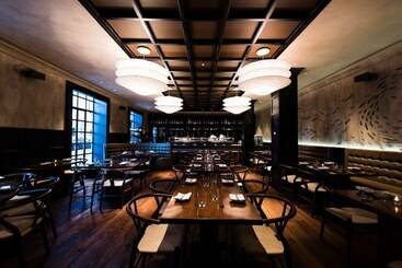 Hotel The Eliot