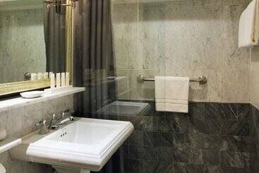 Hotel The Eliot